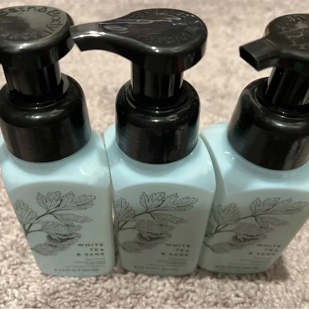 Bath & Body Works Hand Soap, Assorted - Picture 3 of 7